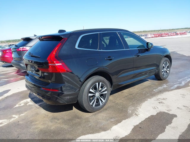 Volvo Xc60 B5 Core 2023 YV4L12RK5P1379511 Image 4