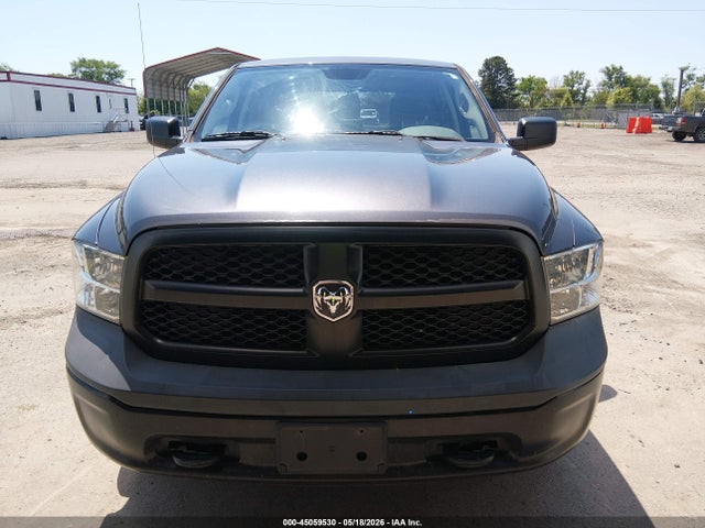 45059530 :رقم المزاد ، 1C6RR7KG6JS318976 vin ، 2018 Ram 1500 Tradesman  4x4 5'7 Box مزاد بيع