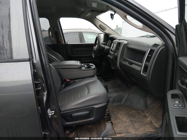 45059530 :رقم المزاد ، 1C6RR7KG6JS318976 vin ، 2018 Ram 1500 Tradesman  4x4 5'7 Box مزاد بيع