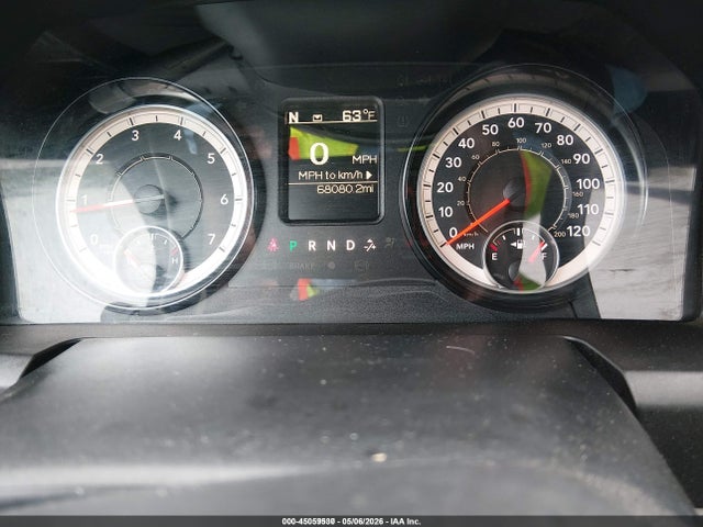 45059530 :رقم المزاد ، 1C6RR7KG6JS318976 vin ، 2018 Ram 1500 Tradesman  4x4 5'7 Box مزاد بيع