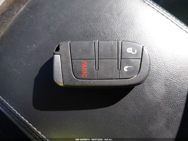 45059574 :رقم المزاد ، 1C4RJFAGXHC645672 vin ، 2017 Jeep Grand Cherokee Laredo مزاد بيع