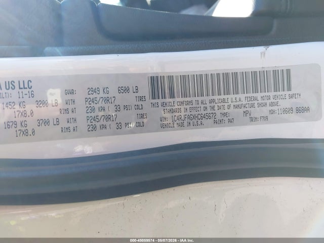 45059574 :رقم المزاد ، 1C4RJFAGXHC645672 vin ، 2017 Jeep Grand Cherokee Laredo مزاد بيع