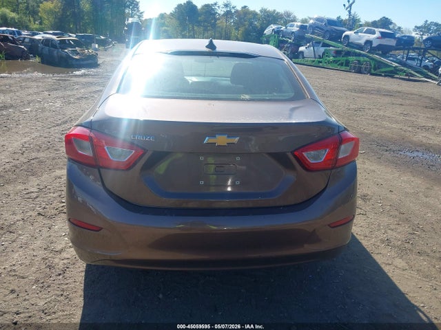 45059595 :رقم المزاد ، 1G1BC5SM1K7131924 vin ، 2019 Chevrolet Cruze Ls مزاد بيع