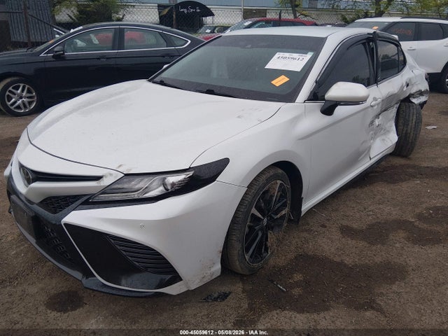 Auction sale of the 2018 Toyota Camry Xse, vin: 4T1B61HKXJU118131, lot number: 45059612