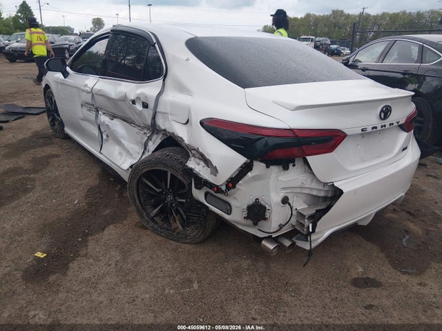 Auction sale of the 2018 Toyota Camry Xse, vin: 4T1B61HKXJU118131, lot number: 45059612