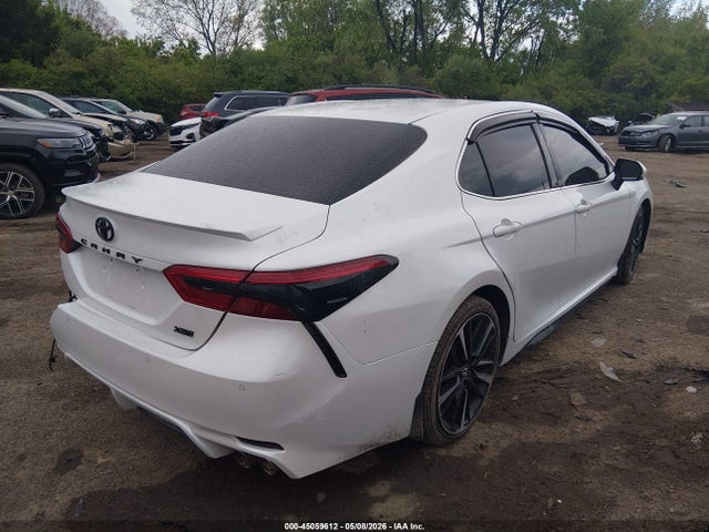 Auction sale of the 2018 Toyota Camry Xse, vin: 4T1B61HKXJU118131, lot number: 45059612
