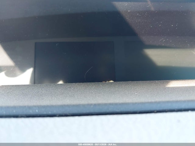Toyota Prius Two Eco 2018 JTDKARFUXJ3546177 Image 7