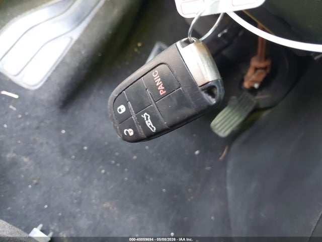 2015 Chrysler 200 Limited მანქანა იყიდება აუქციონზე, vin: 1C3CCCAB7FN681554, აუქციონის ნომერი: 45059694