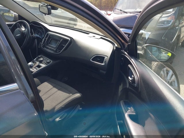 2015 Chrysler 200 Limited მანქანა იყიდება აუქციონზე, vin: 1C3CCCAB7FN681554, აუქციონის ნომერი: 45059694