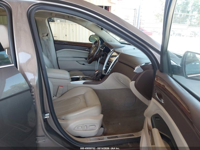 45059702 :رقم المزاد ، 3GYFNBE37ES683772 vin ، 2014 Cadillac Srx Luxury Collection مزاد بيع