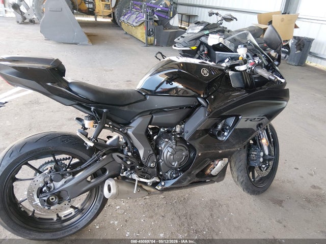 JYARM38E7SA020235 Yamaha Yzfr7