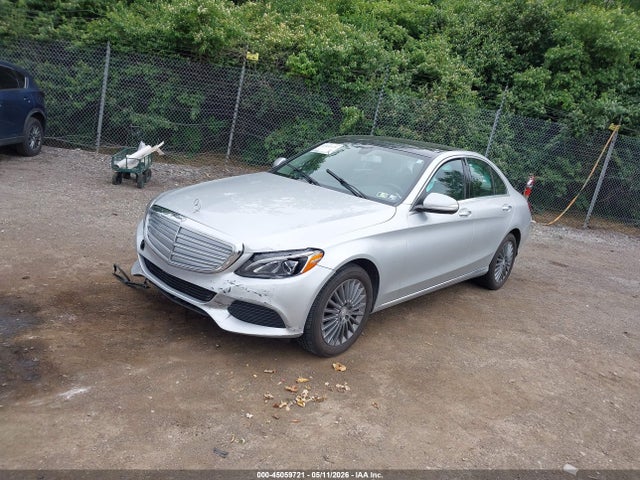 2015 Mercedes-benz C 300 Luxury 4matic მანქანა იყიდება აუქციონზე, vin: 55SWF4KB7FU025713, აუქციონის ნომერი: 45059721