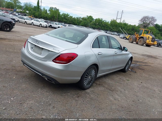 2015 Mercedes-benz C 300 Luxury 4matic მანქანა იყიდება აუქციონზე, vin: 55SWF4KB7FU025713, აუქციონის ნომერი: 45059721