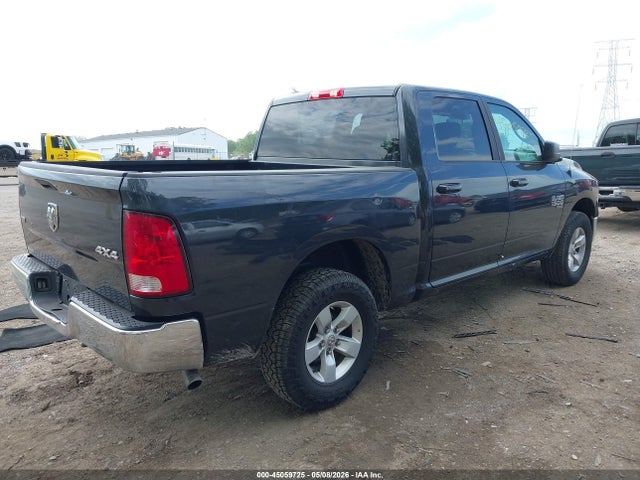 45059725 :رقم المزاد ، 1C6RR7LG8MS543127 vin ، 2021 Ram 1500 Classic Slt  4x4 5'7 Box مزاد بيع