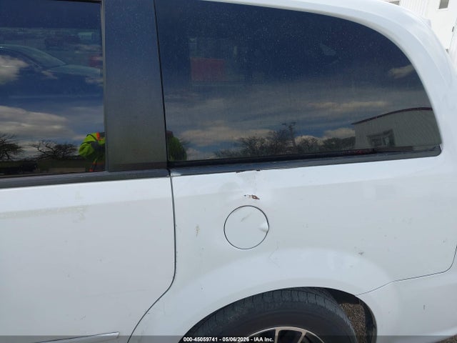 Продажа на аукционе авто 2016 Dodge Grand Caravan Se Plus, vin: 2C4RDGBG8GR211025, номер лота: 45059741