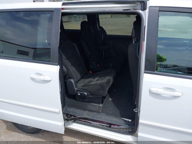 Продажа на аукционе авто 2016 Dodge Grand Caravan Se Plus, vin: 2C4RDGBG8GR211025, номер лота: 45059741