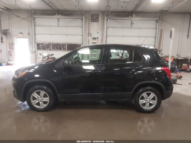 45059763 :رقم المزاد ، 3GNCJNSB6HL279773 vin ، 2017 Chevrolet Trax Ls مزاد بيع