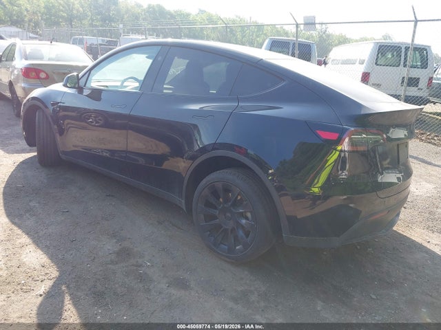 45059774 :رقم المزاد ، 7SAYGDED9SA360230 vin ، 2025 Tesla Model Y Long Range Dual Motor Rear-wheel Drive مزاد بيع