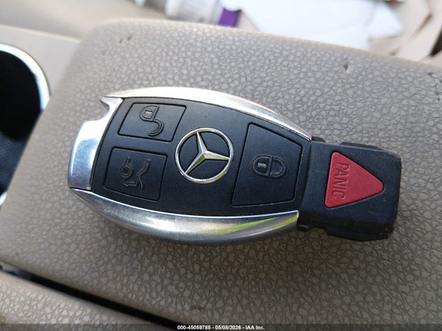 2014 Mercedes-benz C 250 Sport მანქანა იყიდება აუქციონზე, vin: WDDGF4HB2EA952533, აუქციონის ნომერი: 45059785