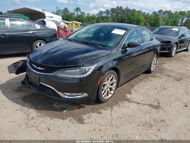 Chrysler 200 C 2015 1C3CCCEG3FN610468 Image 2