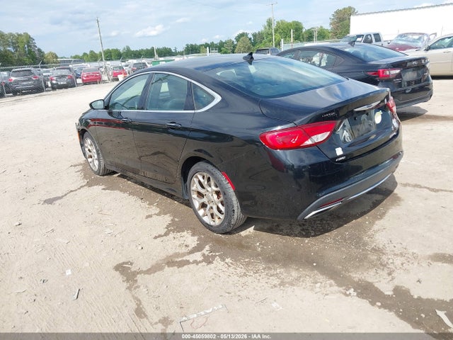 Chrysler 200 C 2015 1C3CCCEG3FN610468 Image 3