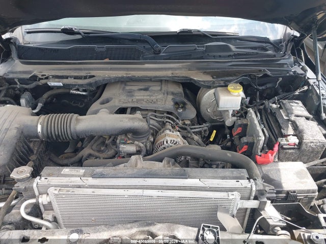 45059805 :رقم المزاد ، 1C6SRFRT3KN774156 vin ، 2019 Ram 1500 Laramie  4x4 6'4 Box مزاد بيع