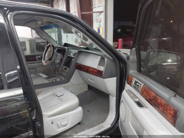 2004 Lincoln Navigator მანქანა იყიდება აუქციონზე, vin: 5LMFU27R14LJ33488, აუქციონის ნომერი: 45059807