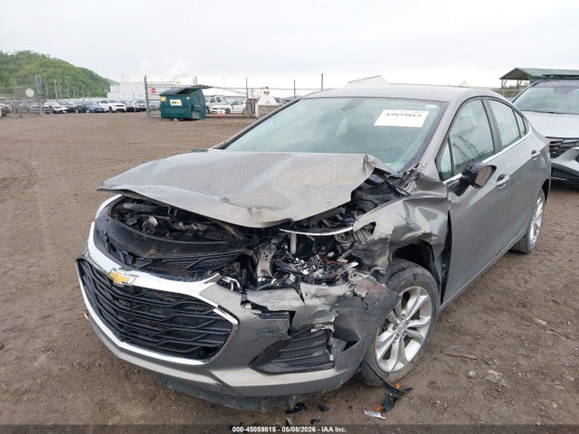 45059815 :رقم المزاد ، 1G1BE5SMXK7107258 vin ، 2019 Chevrolet Cruze Lt مزاد بيع