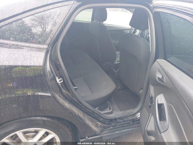 Ford FOCUS S 2016 1FADP3E24GL275233 Image 8