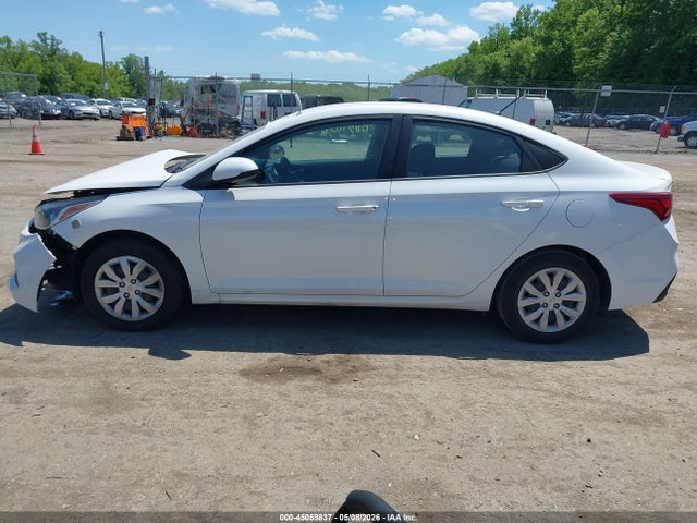 2022 Hyundai Accent Se მანქანა იყიდება აუქციონზე, vin: 3KPC24A61NE177088, აუქციონის ნომერი: 45059837