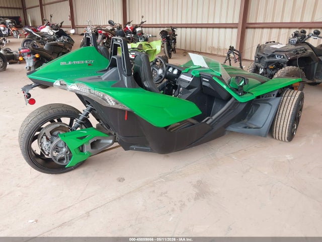 Polaris Slingshot 2018 57XAAPFA6J8125542 Image 4