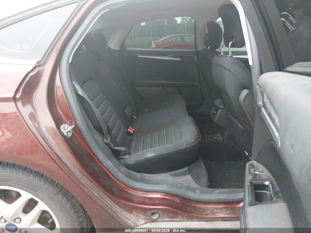 3FA6P0H72FR126270 Ford FUSION SE