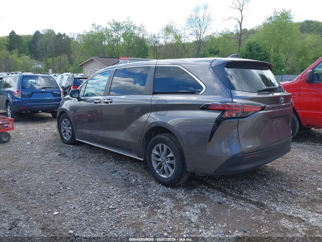 45059898 :رقم المزاد ، 5TDYSKFC5NS064145 vin ، 2022 Toyota Sienna Xle مزاد بيع