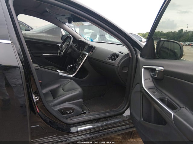YV140MFB2F2315181 Volvo S60 T5 Premier