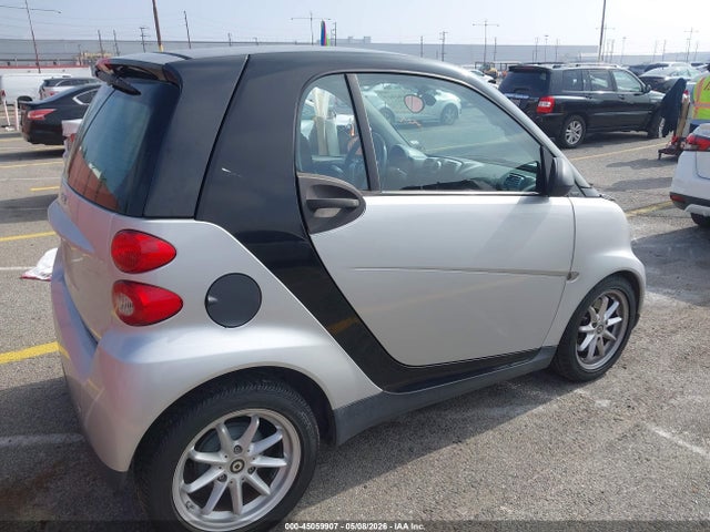 2008 Smart Fortwo Passion/pure მანქანა იყიდება აუქციონზე, vin: WMEEJ31X28K136325, აუქციონის ნომერი: 45059907