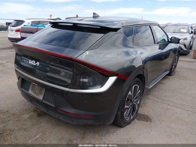 KIA Ev6 Light Long Range 2024 KNDC34LA3R5622799 Image 4