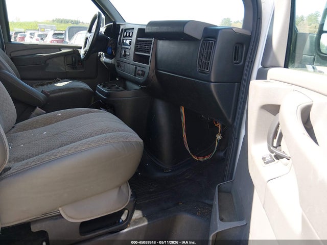 Продажа на аукционе авто 2015 Chevrolet Express 3500 Work Van, vin: 1GCZGTCG2F1132676, номер лота: 45059948