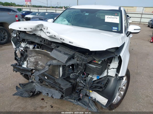 Продажа на аукционе авто 2022 Kia Telluride Lx, vin: 5XYP2DHC6NG321251, номер лота: 45059970