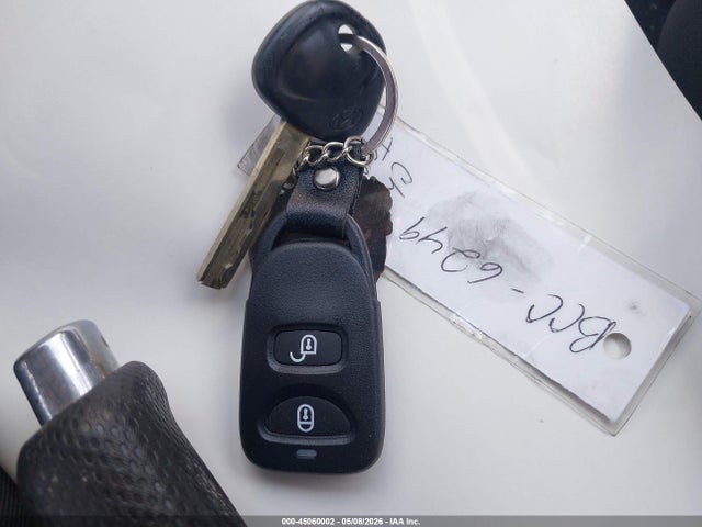 Продаж на аукціоні авто 2015 Hyundai Accent Gs, vin: KMHCT5AE9FU213232, номер лоту: 45060002