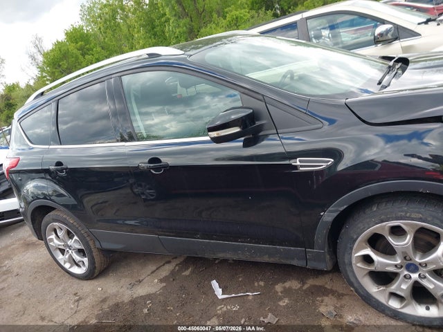 Продаж на аукціоні авто 2016 Ford Escape Titanium, vin: 1FMCU0JX5GUC86701, номер лоту: 45060047