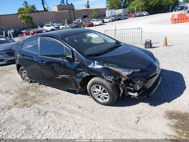 Продажа на аукционе авто 2016 Toyota Prius Two, vin: JTDKBRFU0G3530639, номер лота: 45060057