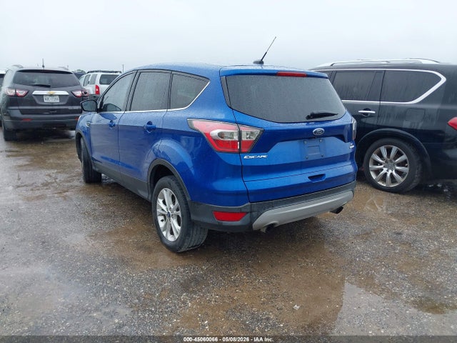 Продажа на аукционе авто 2017 Ford Escape Se, vin: 1FMCU0GD6HUA13331, номер лота: 45060066