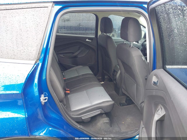 Продажа на аукционе авто 2017 Ford Escape Se, vin: 1FMCU0GD6HUA13331, номер лота: 45060066