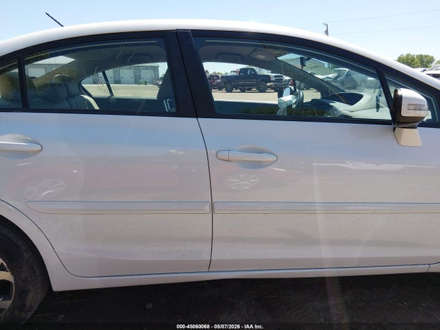 Продаж на аукціоні авто 2013 Honda Civic Hybrid, vin: 19XFB4F35DE002577, номер лоту: 45060068