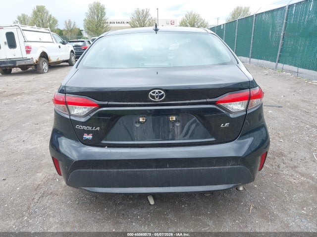 45060075 :رقم المزاد ، 5YFEPMAE3MP196367 vin ، 2021 Toyota Corolla Le مزاد بيع