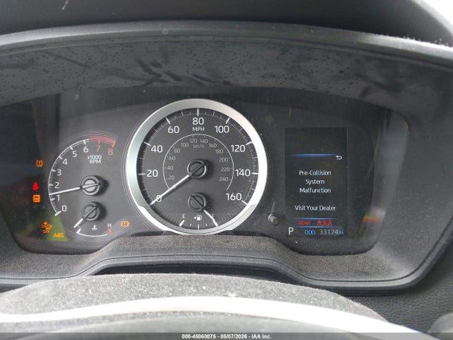 45060075 :رقم المزاد ، 5YFEPMAE3MP196367 vin ، 2021 Toyota Corolla Le مزاد بيع