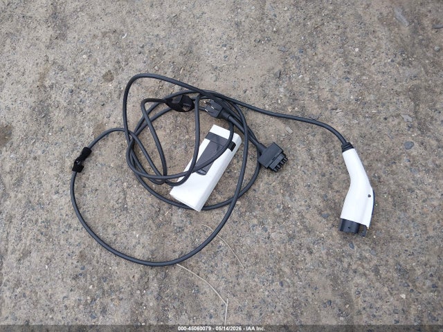 1G1FY6S02P4178023 Chevrolet Bolt Euv Fwd Lt