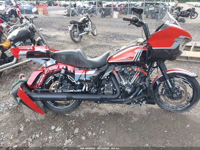 45060082 :رقم المزاد ، 1HD1TC619RB958812 vin ، 2024 Harley-davidson Fltrxse مزاد بيع