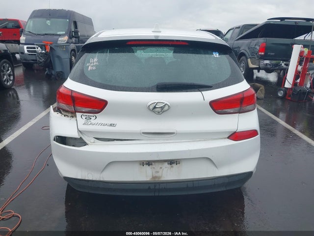 Продаж на аукціоні авто 2018 Hyundai Elantra Gt, vin: KMHH35LEXJU063630, номер лоту: 45060096