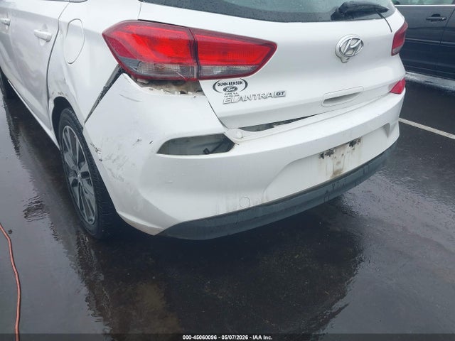 Продаж на аукціоні авто 2018 Hyundai Elantra Gt, vin: KMHH35LEXJU063630, номер лоту: 45060096